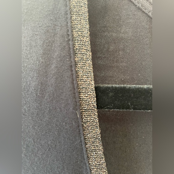 OLD NAVY LUXE Gold Tread Trim Top - Picture 3 of 3